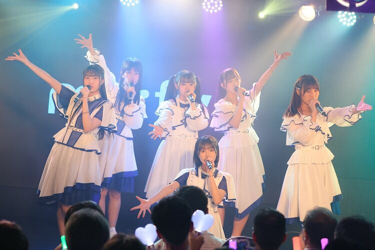 「my fav 定期公演 Vol.13」の様子。(c)GATE Inc.