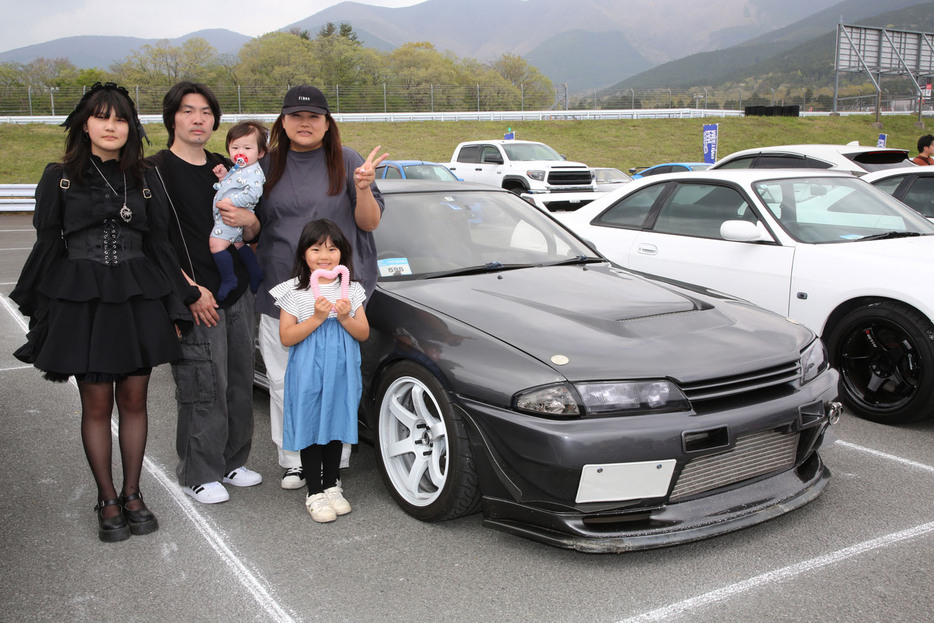 オーナーの“きのしー”さんとR32 GT-R