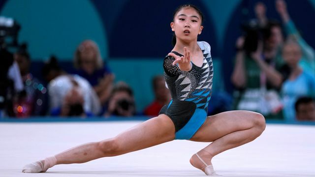 体操女子種目別ゆかで7位入賞となった岸里奈選手(写真：AP/アフロ)