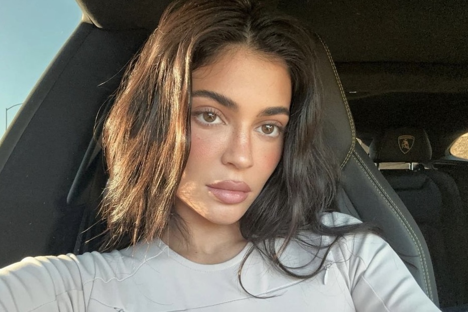 カイリー・ジェンナー　kyliejenner-Instagram