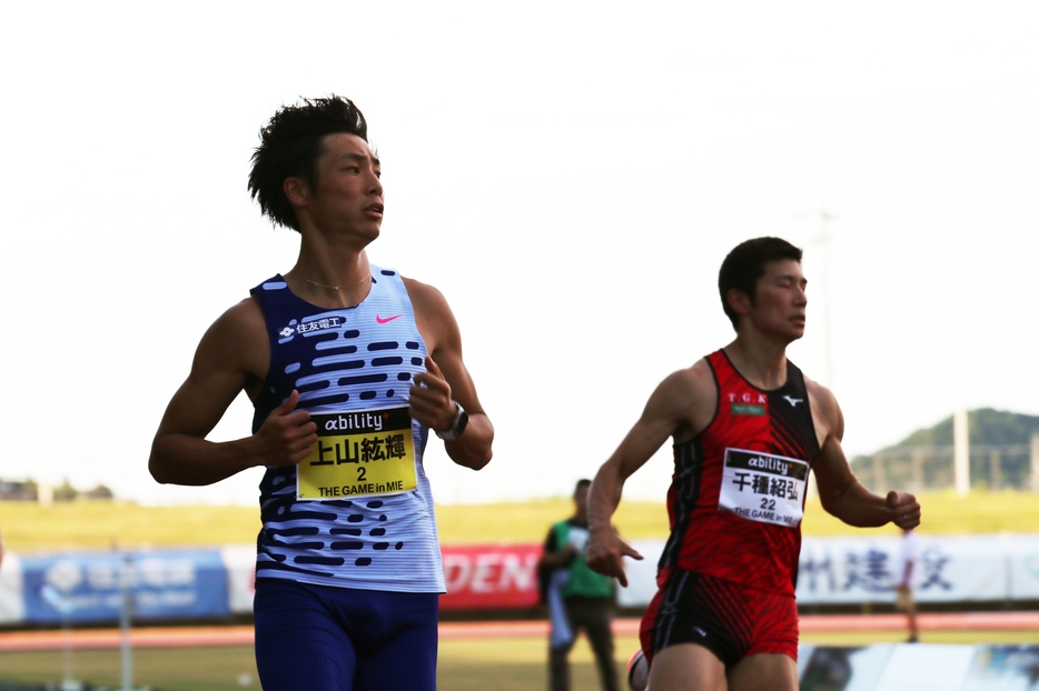 地元でパリ五輪初戦を飾った上山紘輝（住友電工）。写真は予選レース