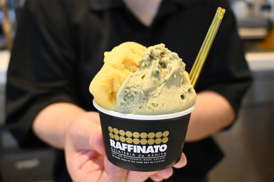 「BAR＆GELATERIA RAFFINATO」で人気の「ピスタチオ」と「マンゴー」