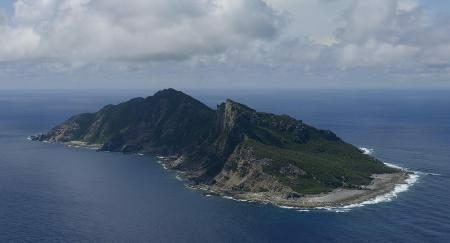 沖縄県・尖閣諸島の魚釣島＝（資料写真）