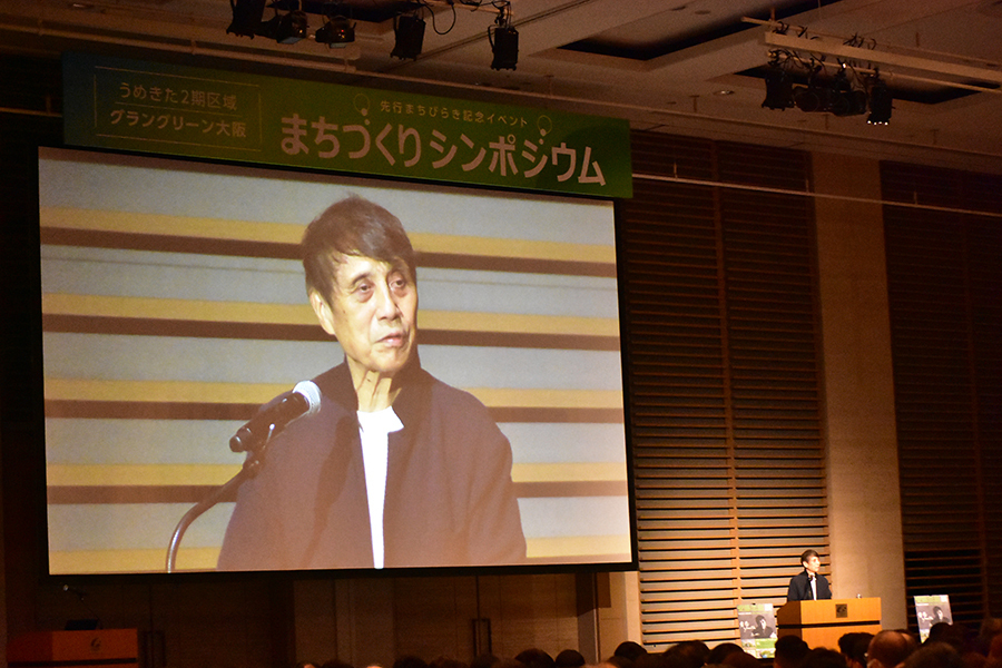 「まちづくりシンポジウム」で基調講演をおこなった建築家の安藤忠雄氏（8月7日・大阪市内）