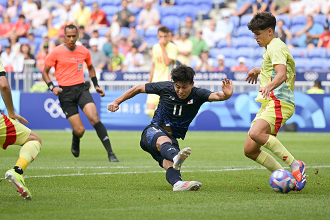 細谷のゴールが決まっていれば...。写真：金子拓弥（サッカーダイジェスト写真部）／JMPA