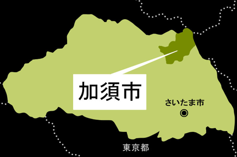 道路横断中はねられ自転車の男性死亡