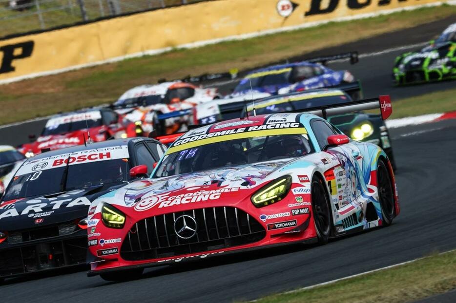 GT300クラス：3位スタートから見事2位入賞を果たした#4 グッドスマイル 初音ミク AMG 谷口 信輝 / 片岡 龍也