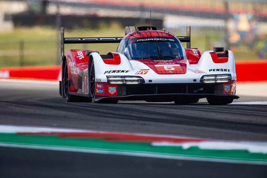 FP1でトップタイムをマークしたポルシェ・ペンスキー・モータースポーツの5号車ポルシェ963