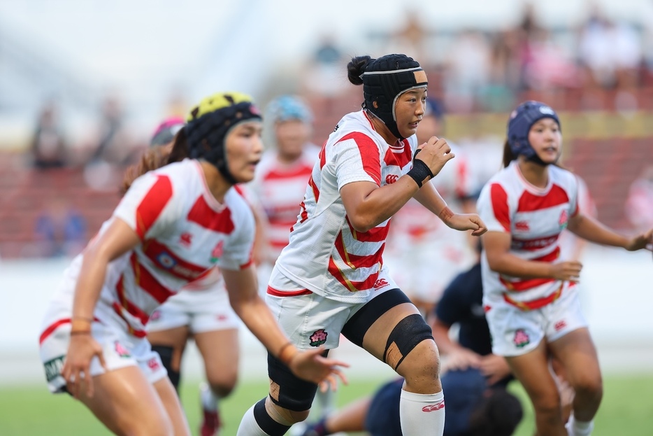 アメリカ相手に引き分けた佐藤優奈（中央）らサクラフィフティーン（©︎JRFU）