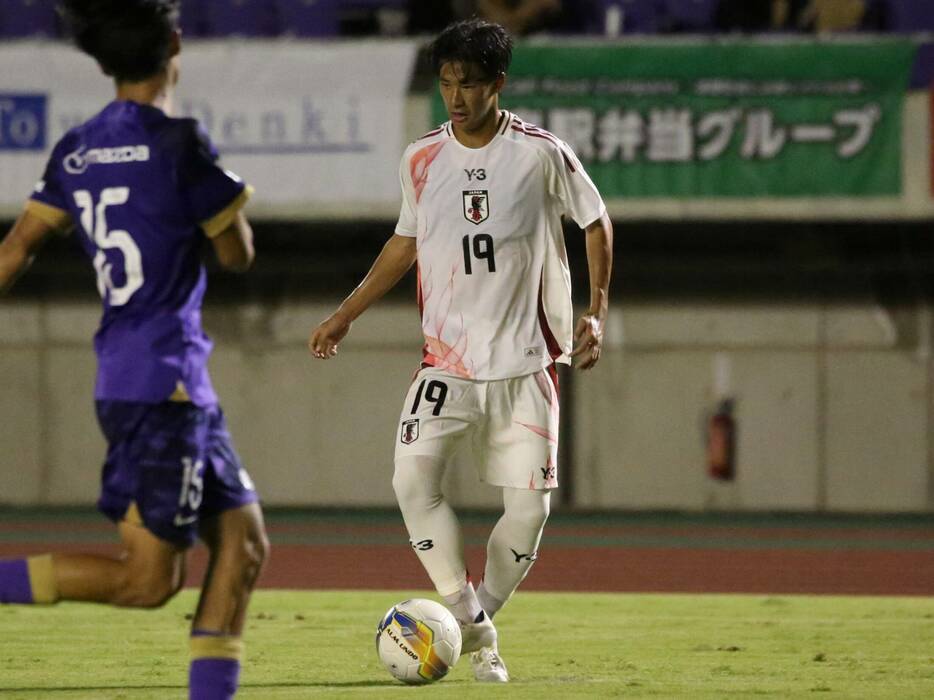 U-17日本代表MF杉浦誠黎(湘南U-18、2年)は交代出場で決勝点を決めた(Taro YOSHIDA)