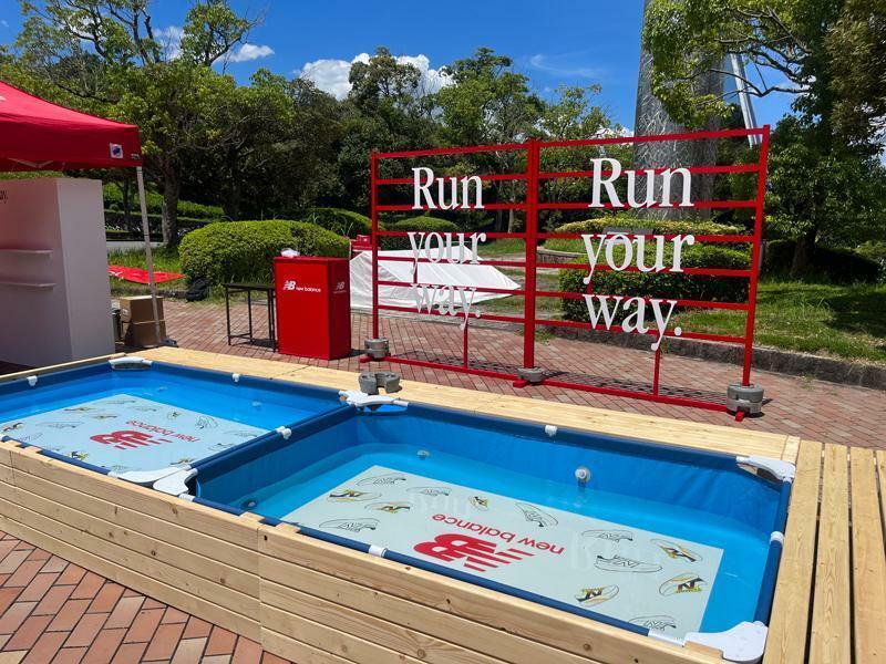 ニューバランスジャパンは「Run your Summer」のメッセージを掲げてインターハイに臨む高校アスリートを応援。陸上競技会場ではアイスバスなど、さまざまなコンテンツを体験できる「New Balance Try On Booth」を特設した