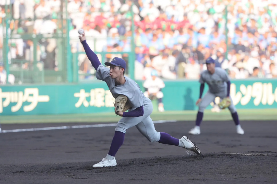 初回に150キロマークした花巻東先発の小松-龍一（撮影：柳瀨心祐）