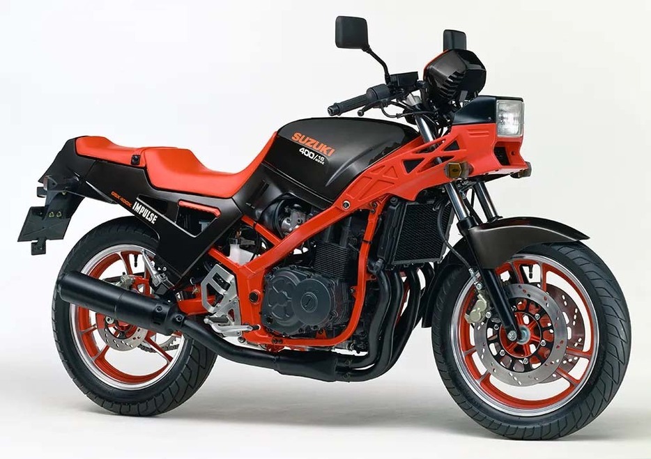 ハンス・ムートがデザインした2代目GSX-400Xインパルスは、ヘッドライトステーの形状から「東京タワー」と呼ばれた。