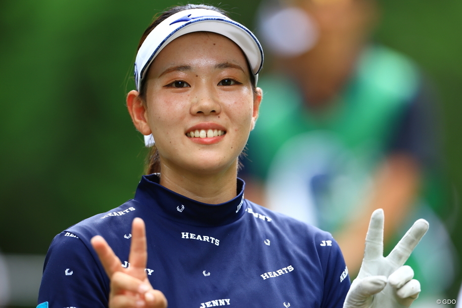 18歳ルーキー・村田歩香が首位発進