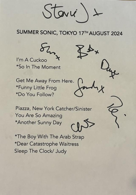 ベル・アンド・セバスチャン、〈SUMMER SONIC〉のレポート到着　サイン入りセトリが当たるキャンペーンも