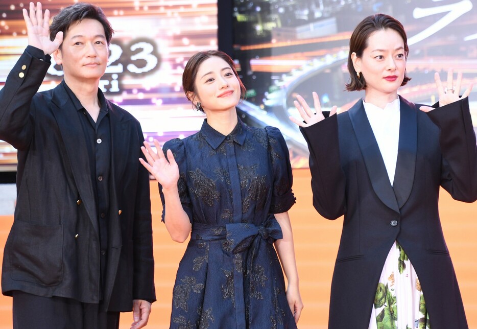 『ラストマイル』で「アンナチュラル」再び！　井浦新、石原さとみ、市川実日子