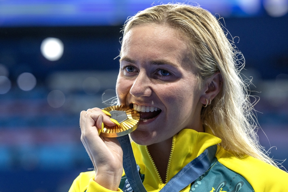 金メダルを手にし、笑顔を浮かべていたティトマス。(C)Getty Images