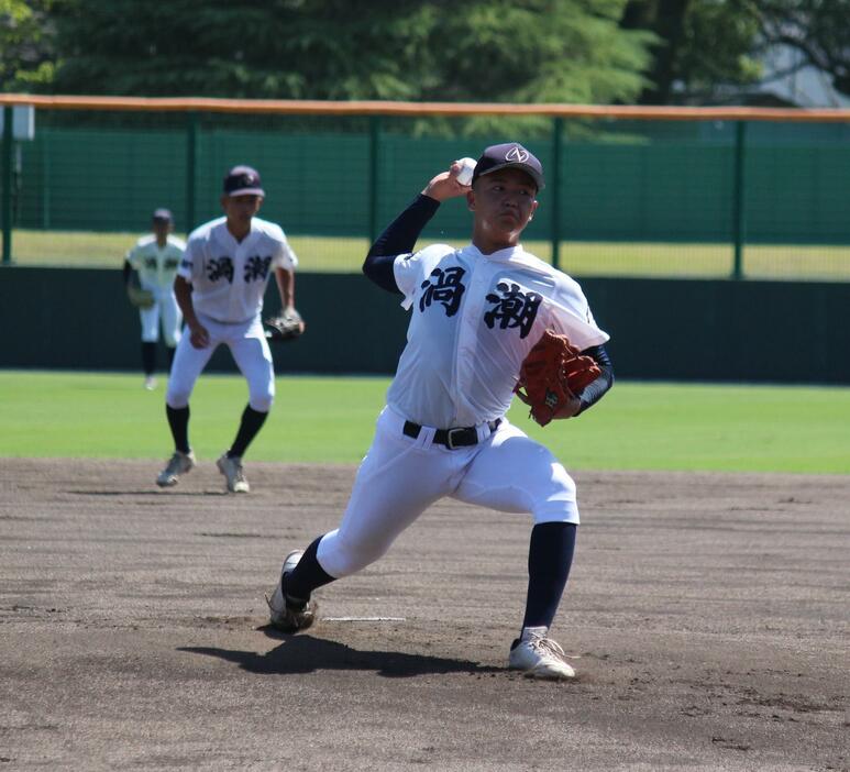 徳島大会決勝戦での鳴門渦潮・岡田 力樹（3年）