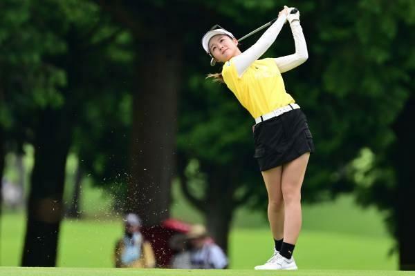 2位に3打差をつけて優勝した川﨑春花（写真：Getty Images）