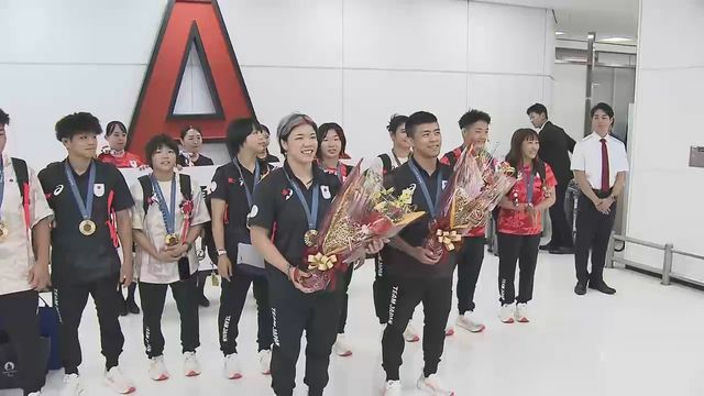 過去最多のメダルを獲得したレスリング日本代表選手団