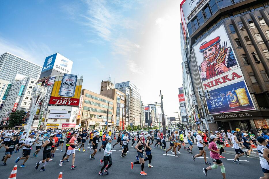 スタート直後のランナーたち