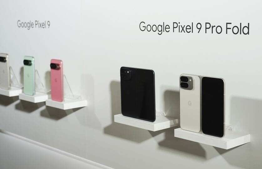 Googleのスマホ、Pixel 9とPixel 9 Pro Fold。デザインの違いを見比べてみましょうか！