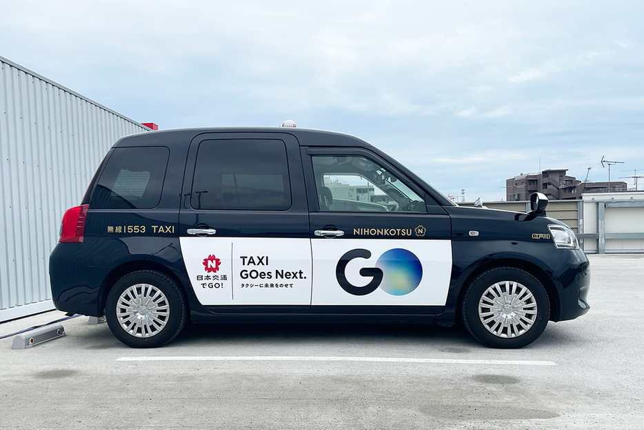 ▲それまでのセダン型タクシー車から、「ニュースタンダードなタクシー車」として登場したJPN TAXI