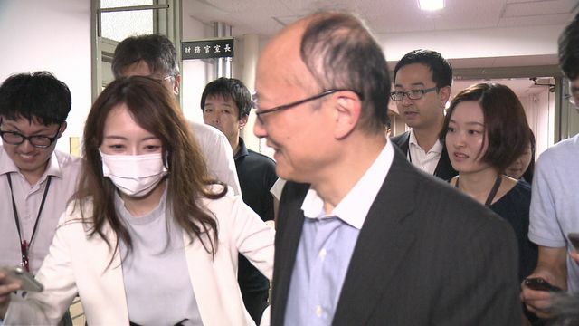 “為替介入を実施したのか？”連日記者に囲まれる 神田氏