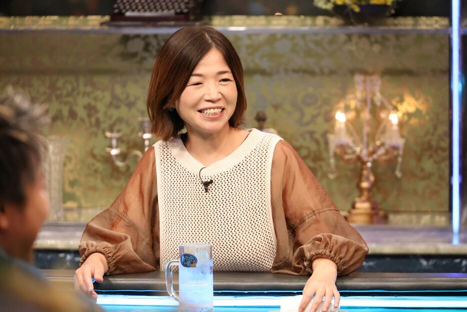 トークバラエティー番組「酒のツマミになる話」に出演する大久保佳代子さん（C）フジテレビ