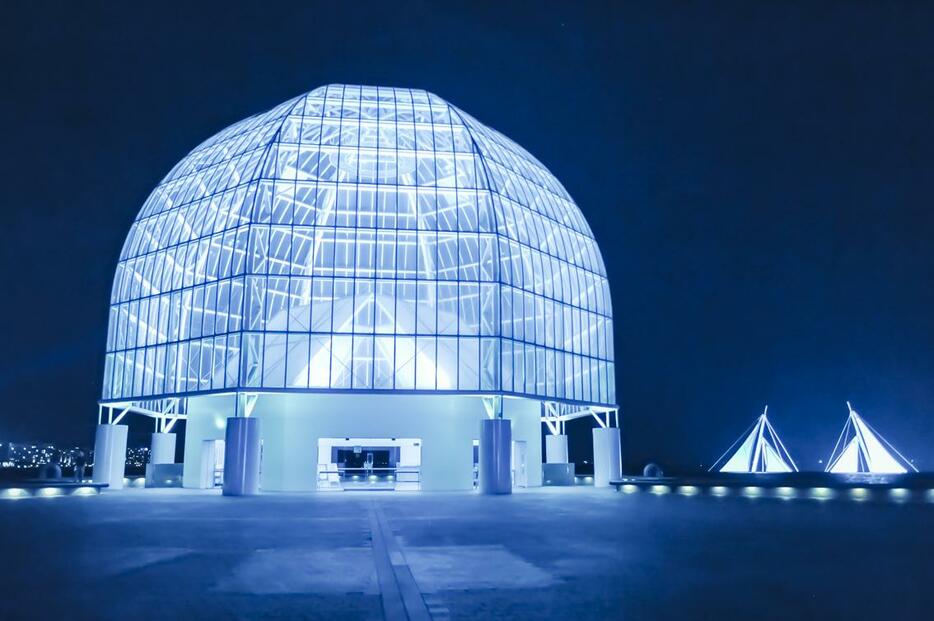 葛西臨海水族園「ガラスドーム広場」