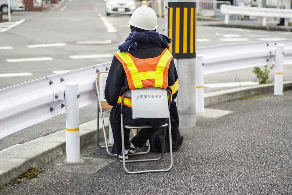 日本全国の道路では、交通量調査を元に混雑時旅行速度というのを割り出している。これを見ることによって、各地域の時間帯による混雑度などがわかるようになっている。