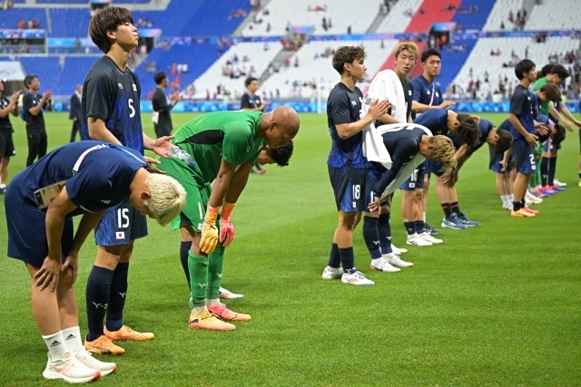 ベスト８に終わった大岩ジャパン。近年の世界大会で日本は決勝トーナメントでなかなか勝ち上がれないね。写真：金子拓弥（サッカーダイジェスト写真部／JMPA代表撮影）