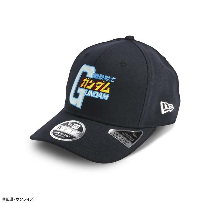 「STRICT-G」と「NEW ERA」がコラボした「STRICT-G NEW ERA（R） ガンダムシリーズ9FIFTY（R） ストレッチスナップ Cap タイトルロゴ」（c）創通・サンライズ