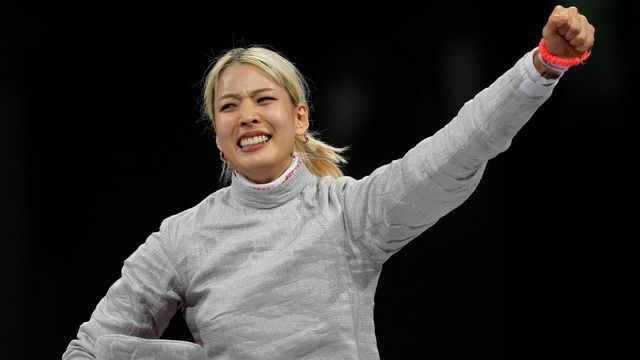 フェンシング・江村美咲選手(写真：AP/アフロ)