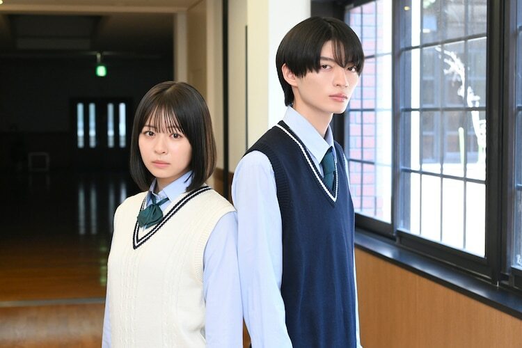 「3年C組は不倫してます。」より、上村蒼役の莉子（左）と橘伊織役の杢代和人（右）。