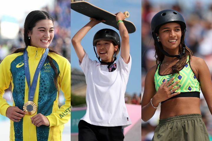 女子ストリートで銅メダルの16歳ライッサ・レアウ（右）、同種目で金メダルの14歳吉沢恋（中央）、女子パークで金メダルのアリサ・トルー（左）。(C) Getty Images