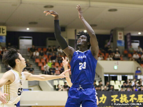 大会2連覇がかかる日本航空のオルワペルミジェラマイア［写真］＝小沼克年