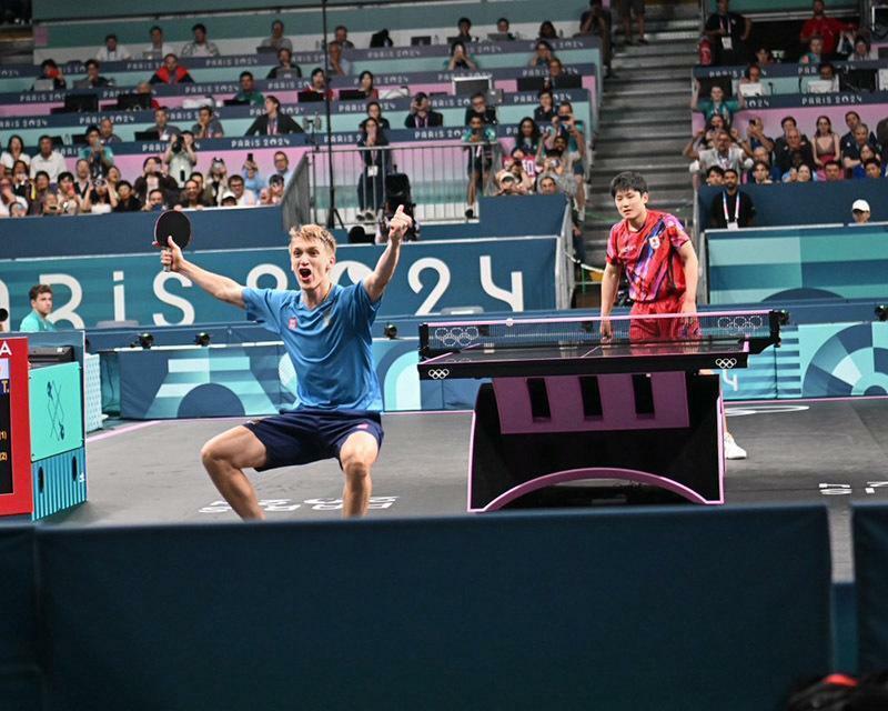 日本戦のラストで張本から勝利をあげたシェルベリ（Photo：ITTF/ONDA）