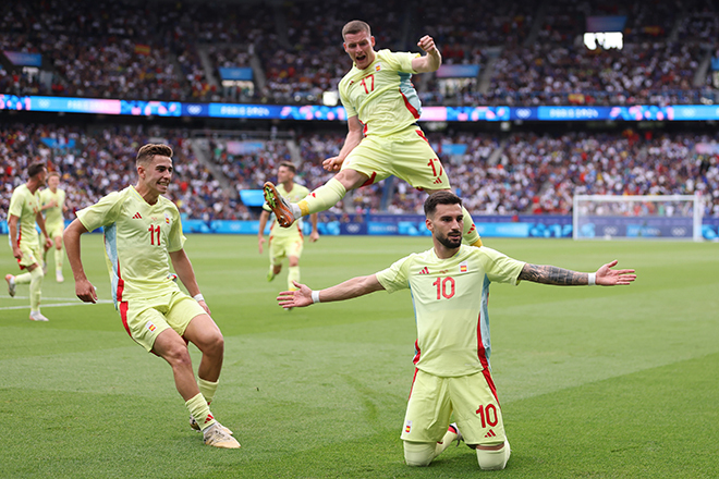 フランス戦で強さを見せつけたスペイン。バエナ（10番）のゴールは見事だった。（C)GettyImages