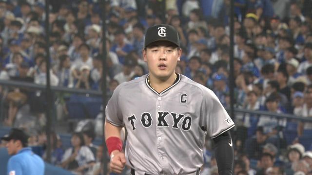 巨人のファースト岡本和真選手