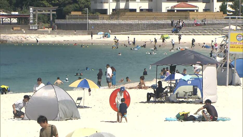 9日の白良浜海水浴場