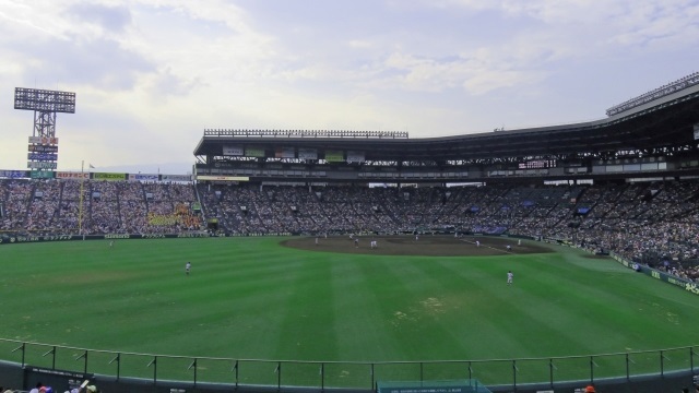 甲子園球場で行われる夏の高校野球は7日に開幕する(C)ACPHOTO