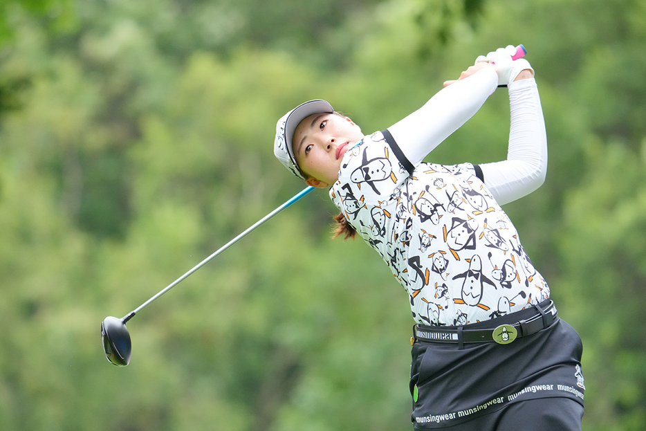 ドライバーを振り切って逆転V（Yoshimasa Nakano/Getty Images）