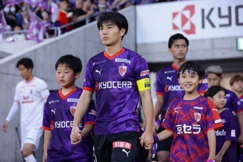 京都の川﨑がサポーターの身の安全を慮った [写真]=J.LEAGUE