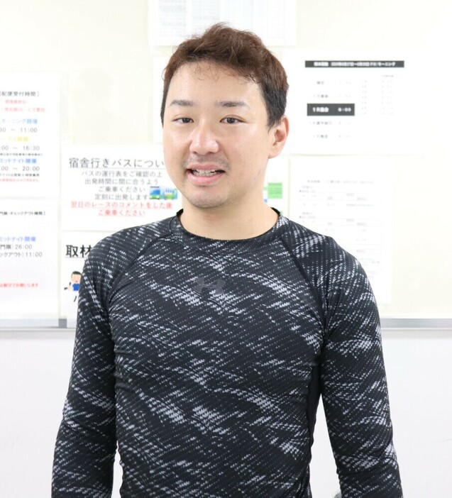 約3年ぶりの1着を手にした飯塚直人