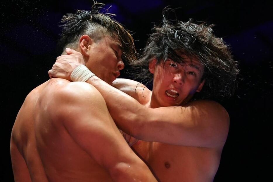 青柳優馬との三冠戦で奮闘した安齊勇馬（写真提供：全日本プロレス）