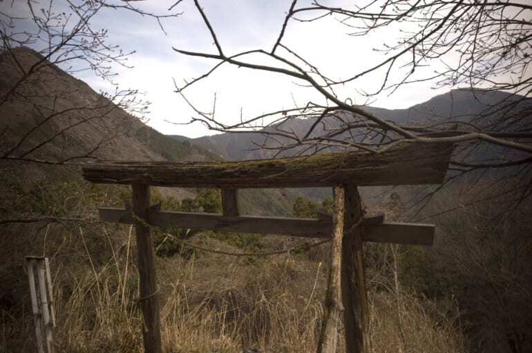 高知県香美市の「拝み屋」が暮らす集落（写真はすべて『忘れられた日本史の現場を歩く』より）