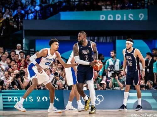 王者アメリカと開催国フランスが決勝で激突した[写真]=fiba.basketball