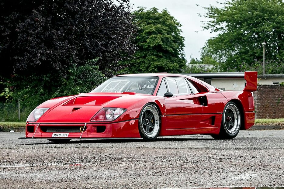 フェラーリ F40の人気は止まらない。200万ユーロ（約3億4,000万円）で取引され、希少な「F40 LM（わずか19台しか製造されなかった）」は、その何倍もの値段がついている。