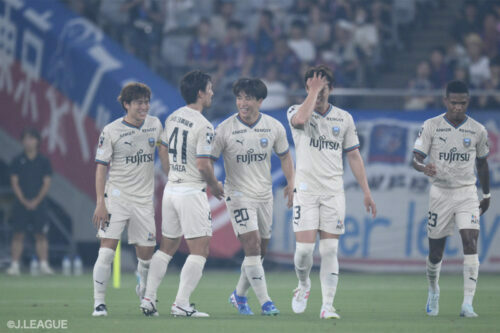 J1第26節でFC東京と川崎Fが対戦した [写真]=J.LEAGUE